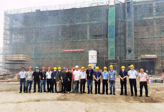 预计今年8月正式投产，蓝狮在线电子一期2厂封顶